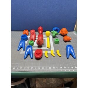 Tupperware Tuppertoys Zoo It Yourself 3 Animal Toys Lot of 18 Pieces Retro VTG